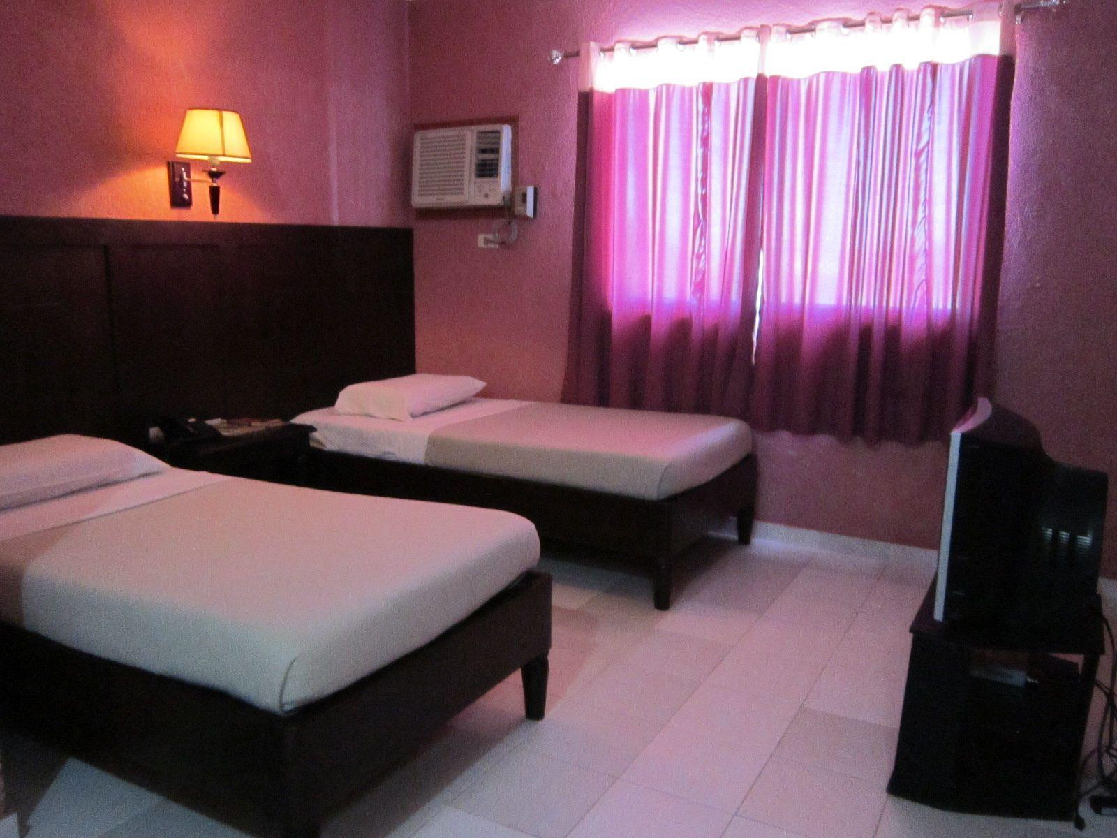 Miami Inn Cagayan de Oro Bagian luar foto